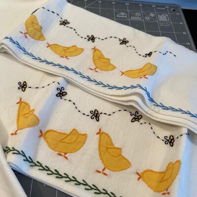 #519 Holly Hobbies and Embroider Chicks 