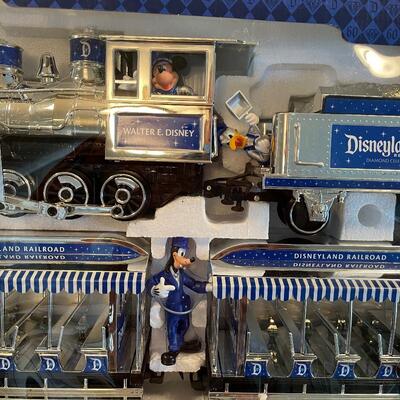 #532 Disneyland 60th Diamond Celebration Train Set 