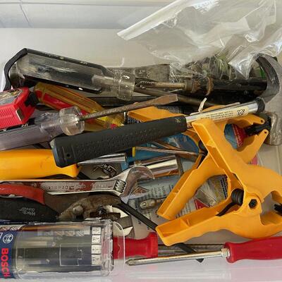 #560 Tub of Tools Screw Driver; Hack Saw, Hammer. 