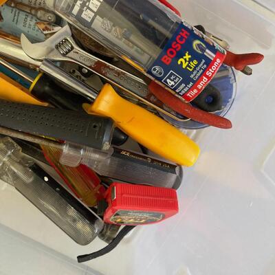 #560 Tub of Tools Screw Driver; Hack Saw, Hammer. 