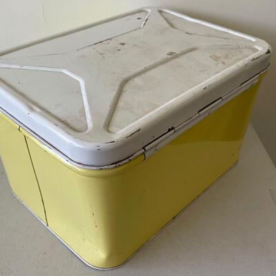 #568 Vintage Yellow Metal Bread Box