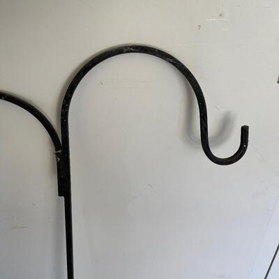 #581 Small Shepard's hook 4' tall 
