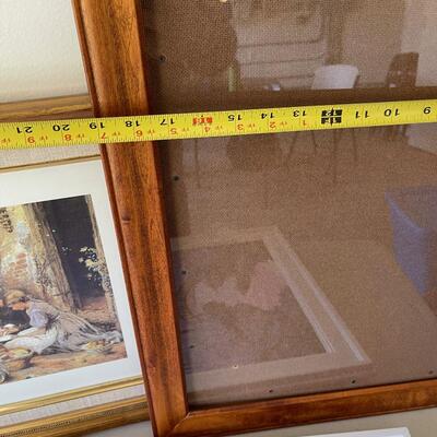 #588 (3) Picture Frames 