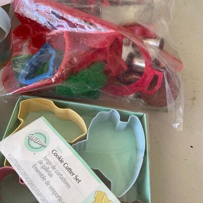 #593 Large Selection of Cookie Cutters 