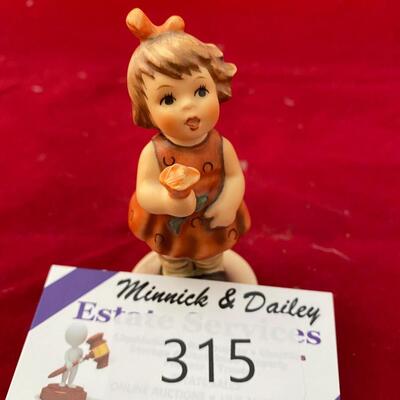 LOT 315 Rose are Red 762