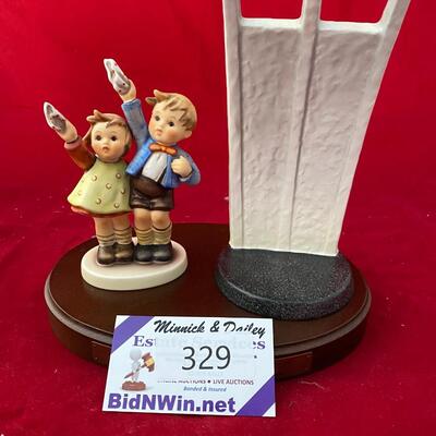 LOT 329 Hummel Auf Wiedersehen 153 