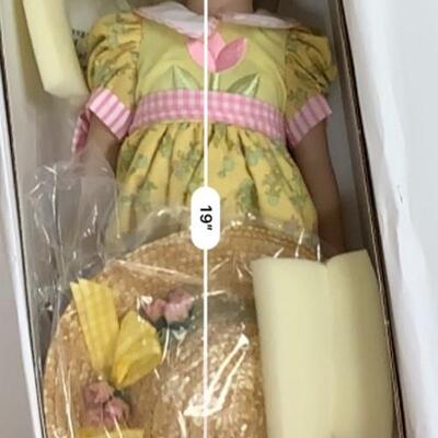 Tonner Doll - Tulip Delight 