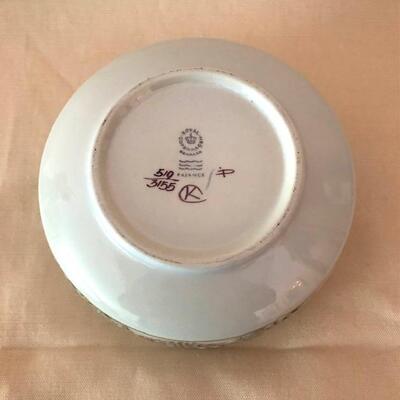 Lot 162 MCM 1960s Royal Copenhagen 7" Bowl Tenera By Kari Christensen Signed Denmark