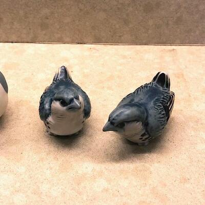 Lot 170 Group 8 Small Birds Glass & Ceramic Sparrows Chickadees Kargen California