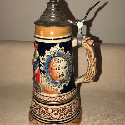 Lot 179 German Beer Stein Music Box Plays "Hofbrauhaus" Swiss Movement