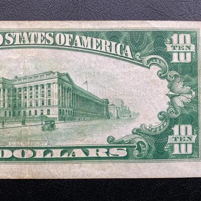 1929 federal reserve bank of Philadelphia $10 note. Lot A2