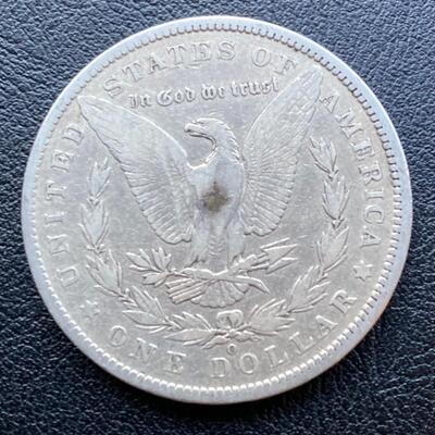 1889-O Morgan silver dollar. Lot A8