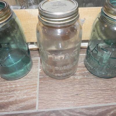 LOT 29 BOTTLES & JARS