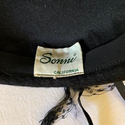 Lot 205 Group 3 Vintage Hats Sonni
