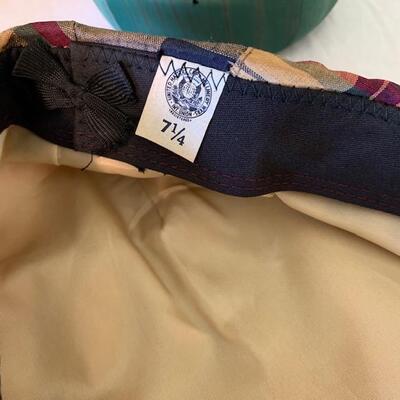 Lot 208  Group of 3 Vintage Flat Caps 