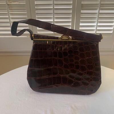 Lot 212 Group 4 Crocodile Alligator Lizard Hand Bags Purse