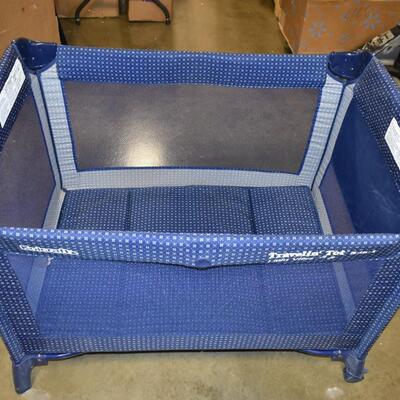 Kolcraft Travelin' Tot Play Pen. No outer bag. Navy Blue