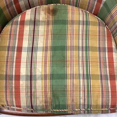 D1173 Mahogany Plaid Upholstered Armchair