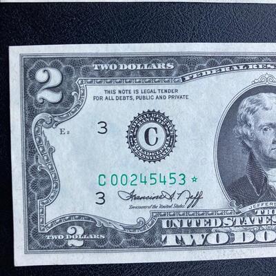 Set of three 1976 $2 dollar federal STAR note bills uncirculated. Lot A26