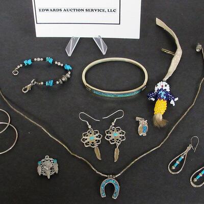 Lot of Western and Native American Themed Jewerly. Read Description 