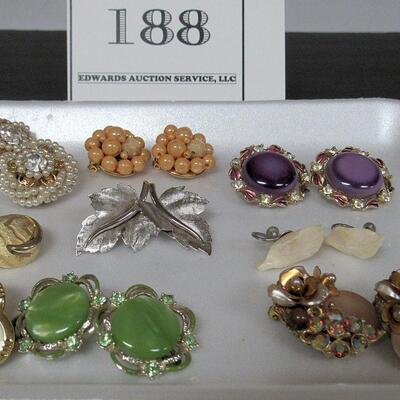 Lot of Vintage Costume Earrings