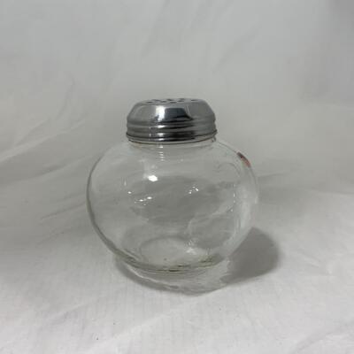 [111] VINTAGE | Hand Painted | Clear Round Sugar Shaker