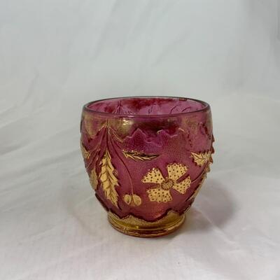 [113] ANTIQUE | Delaware Glass | Cranberry | Raised Flower 