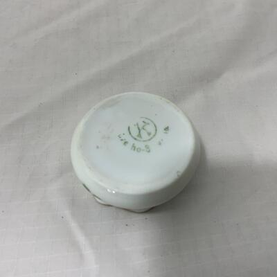 [120] VINTAGE | Tiny Blue Flowers | Hand Painted Salt Dip | Cellar