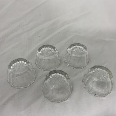 [130] VINTAGE | Five Matching Salt Dips | Cellar