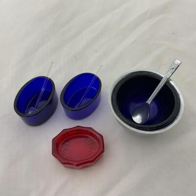 [134] VINTAGE | Cobalt Glass | Ruby Glass | Salt Dips | Cellar