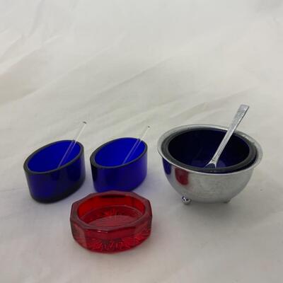 [134] VINTAGE | Cobalt Glass | Ruby Glass | Salt Dips | Cellar