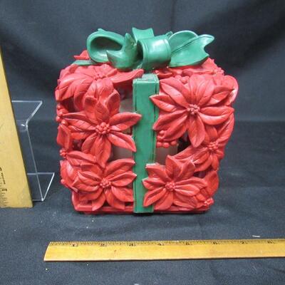Light-up Christmas Decor, gift box in red and green