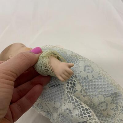 [142] Happy Baby in Blue | Ceramic Doll | Music Box