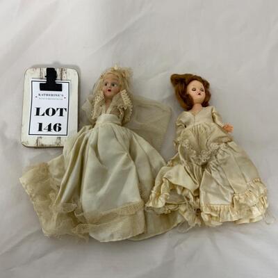 [146] VINTAGE | Always a Bride... | Two Dolls