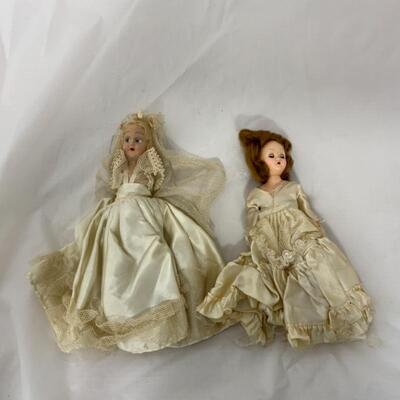 [146] VINTAGE | Always a Bride... | Two Dolls