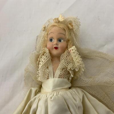 [146] VINTAGE | Always a Bride... | Two Dolls