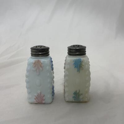 [148] ANTIQUE | Matched Set | Milk Glass Salt & Pepper | Pink | Blue