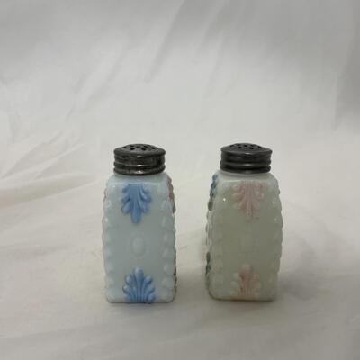 [148] ANTIQUE | Matched Set | Milk Glass Salt & Pepper | Pink | Blue