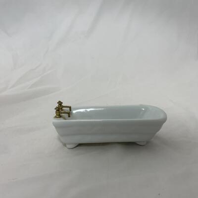 [149] ANTIQUE | Porcelain Tub | Doll House Furniture