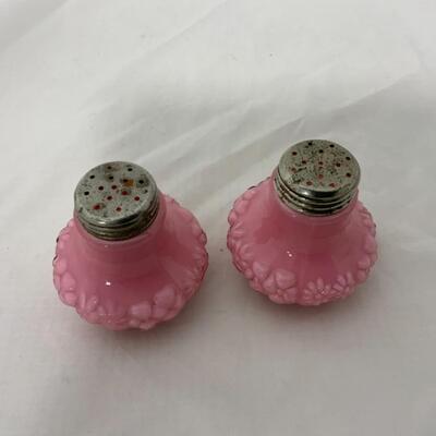 [150] ANTIQUE | Cased Glass | Pink Salt & Pepper Shakers