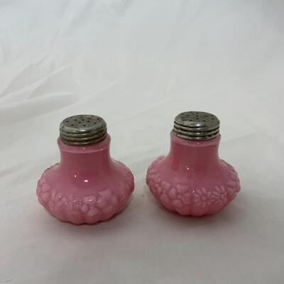 [150] ANTIQUE | Cased Glass | Pink Salt & Pepper Shakers
