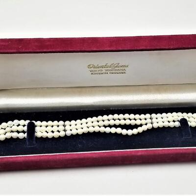 Lot #39  Vintage Cultured Pearl Bracelet in original box