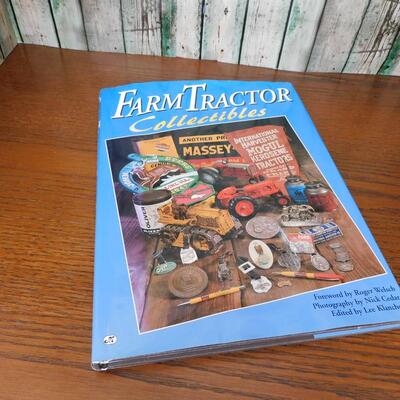 Vintage Farm Tractor Collectibles Book 1998