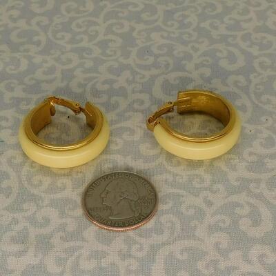 Vintage Avon Ivory with Gold Hoop Clip On Earrings