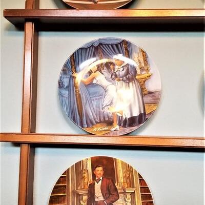 Lot #43  Awesome Set of Retired Gone with the Wind Plates with Rack - 1st series
