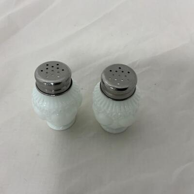 [156] ANTIQUE | 1890s | Dithridge Glass | Milk Glass Salt & Pepper