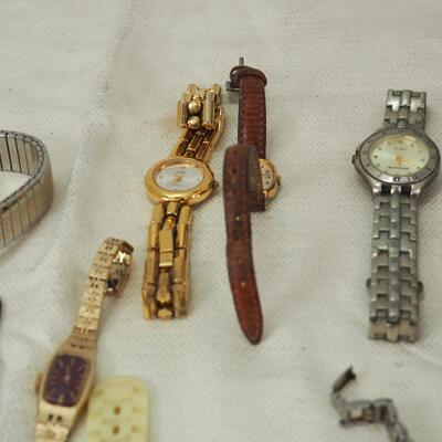 Lot 68 Watches and Lenox hand