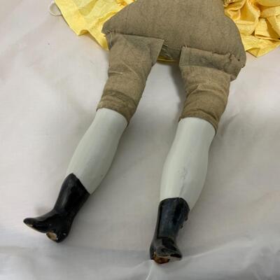 [166] VINTAGE | Black Haired Beauty | Ceramic Doll | Nice Construction