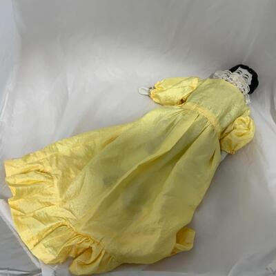 [166] VINTAGE | Black Haired Beauty | Ceramic Doll | Nice Construction