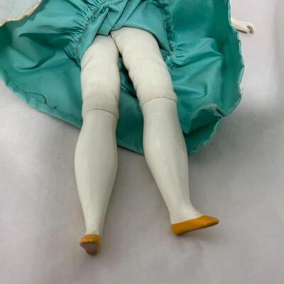 [170] VINTAGE | Ceramic Doll | Nice Features!